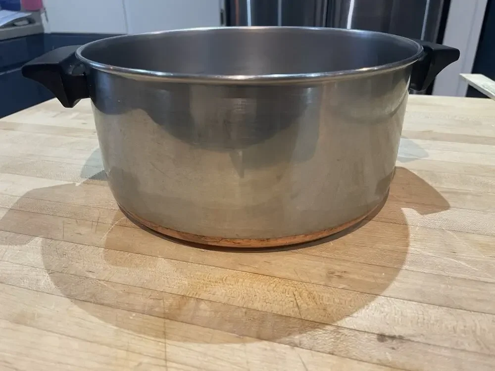 VTG - Revere Ware 1801 6 Qt. -86 Copper Bottom Stock Pot - No Lid